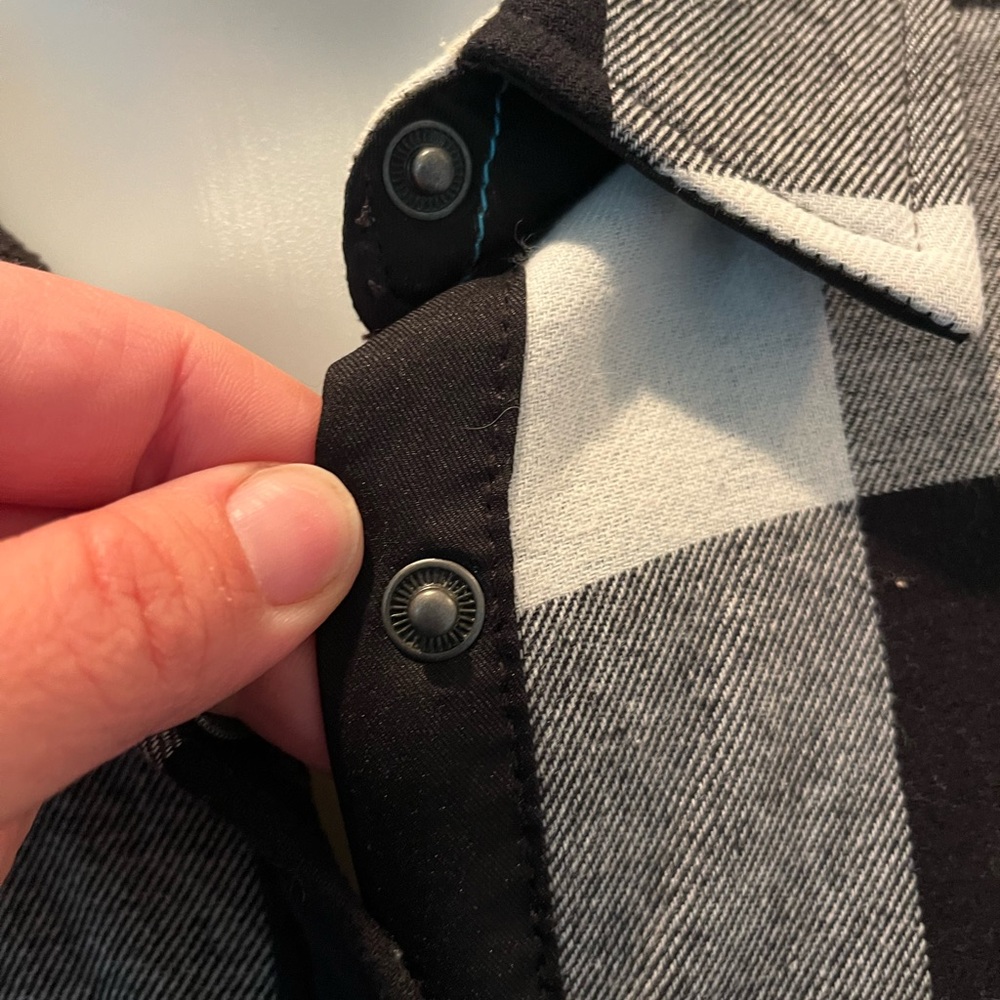 Women's Orvis flannel fleece lined button, small Black and White Checkered Top - Picture 6 of 10
